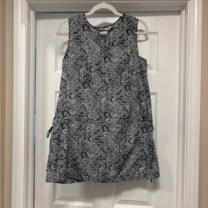 LC Lauren Conrad mid shirt in Blue and White Floral